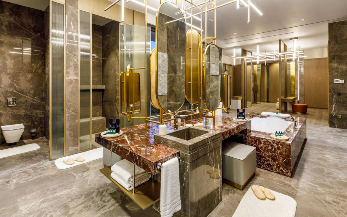 master suite bathroom2 palazzo mansions