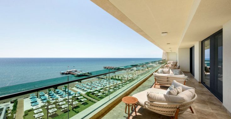 Regnum The Crown Hotel