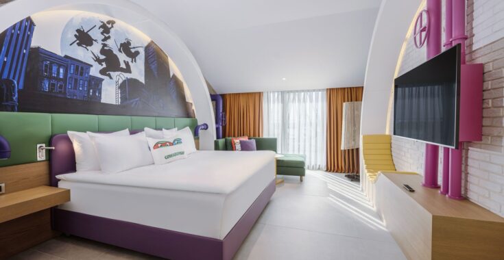 Themed Deluxe Room Nickelodeon Hotel