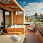 Jacuzzi Suite XO Cape Arnna Resort